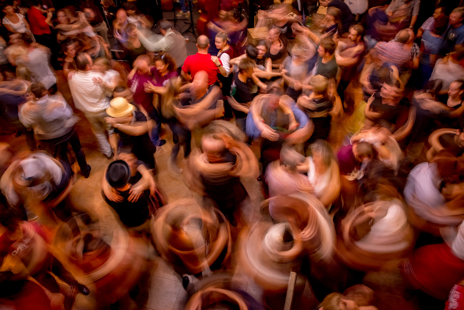 11.  罗马尼亚《旋律》  博通德.金达.jpg